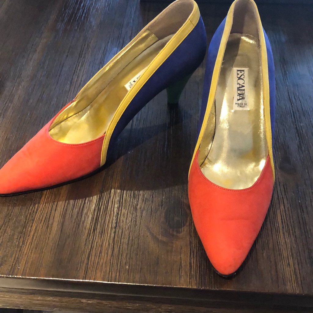 Escada Pump